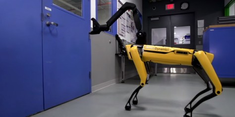 Une vidéo d’un robot qui ouvre une porte devient virale sur le web